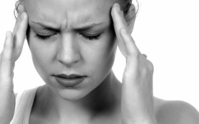 Dhimbja e kokës ndryshon sipas përsonalitetit. Ja alternativat e kurimit