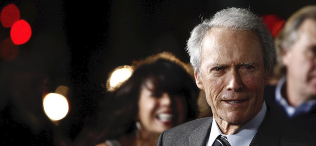 Clint Eastwood, mbush 90 vjeç ikona e kinemasë western